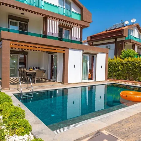4 Beds, Luxury In Hisaroenue Oeluedeniz Mia Villa