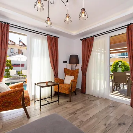 4 Beds, Luxury In Hisaroenue Oeluedeniz Mia フェティエ
