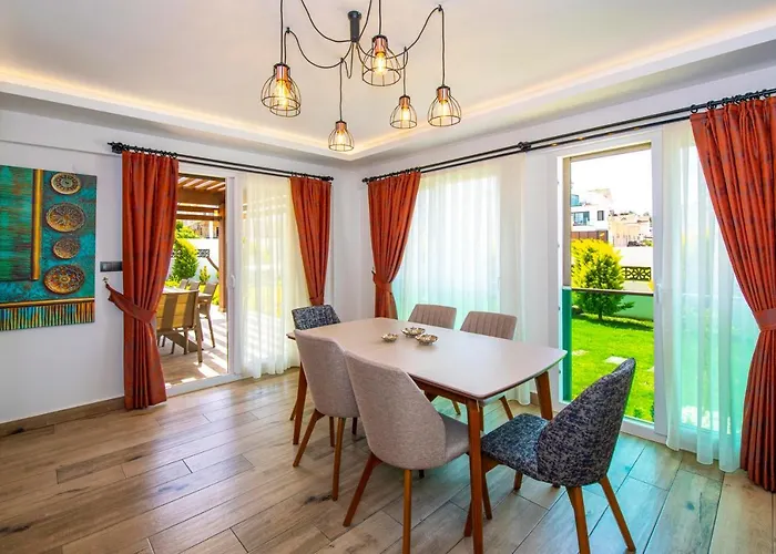 4 Beds, Luxury In Hisaroenue Oeluedeniz Mia *
