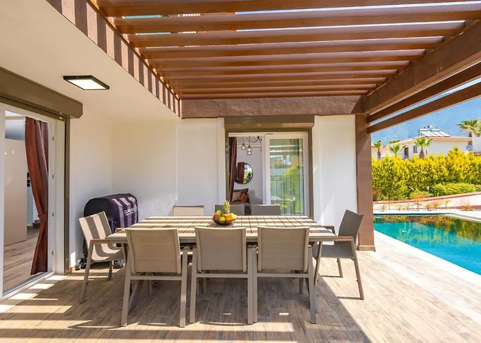 4 Beds, Luxury In Hisaroenue Oeluedeniz Mia Villa