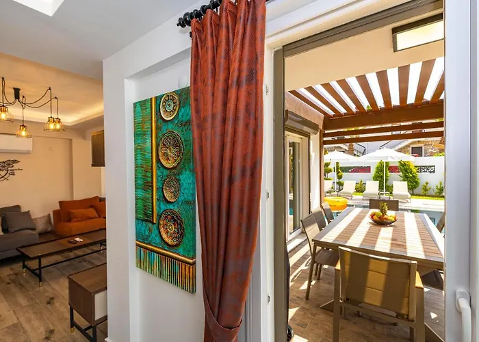 4 Beds, Luxury In Hisaroenue Oeluedeniz Mia Villa