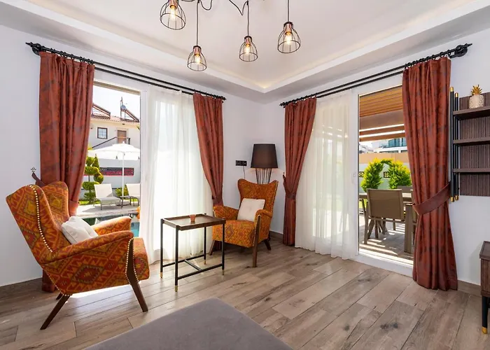 4 Beds, Luxury In Hisaroenue Oeluedeniz Mia Fethiye