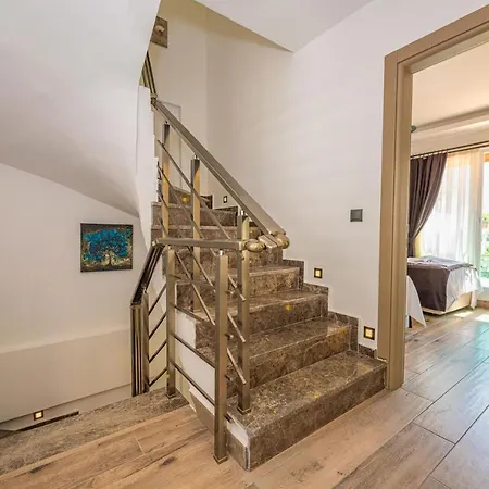 4 Beds, Luxury In Hisaroenue Oeluedeniz Mia Вилла