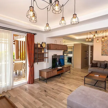 4 Beds, Luxury In Hisaroenue Oeluedeniz Mia 费特希耶