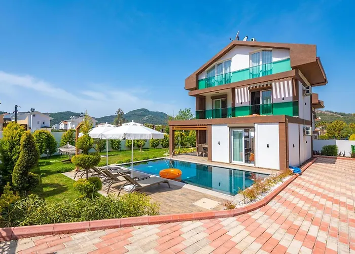 Vila 4 Beds, Luxury In Hisaroenue Oeluedeniz Mia Fethiye